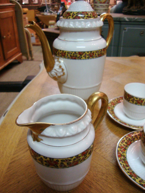 Art déco porcelain coffee set