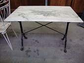Bistrot table, iron wrought and white marble top