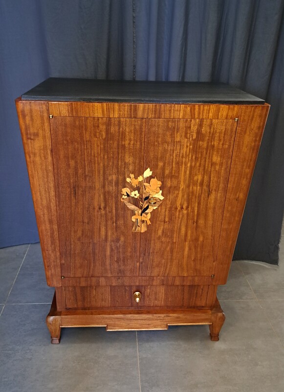  Art Deco sideboard in blond mahogany and flower marquetry
