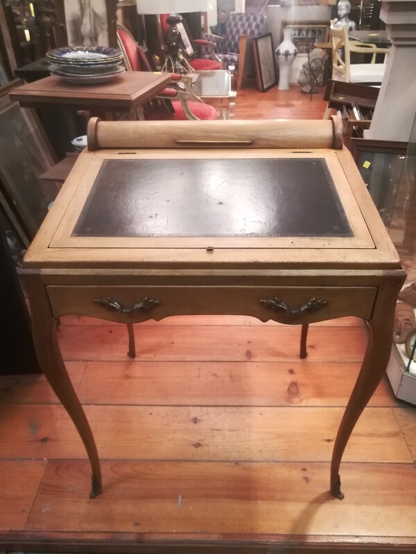 Walnut and leather Louis XV style writing and bridge table desk