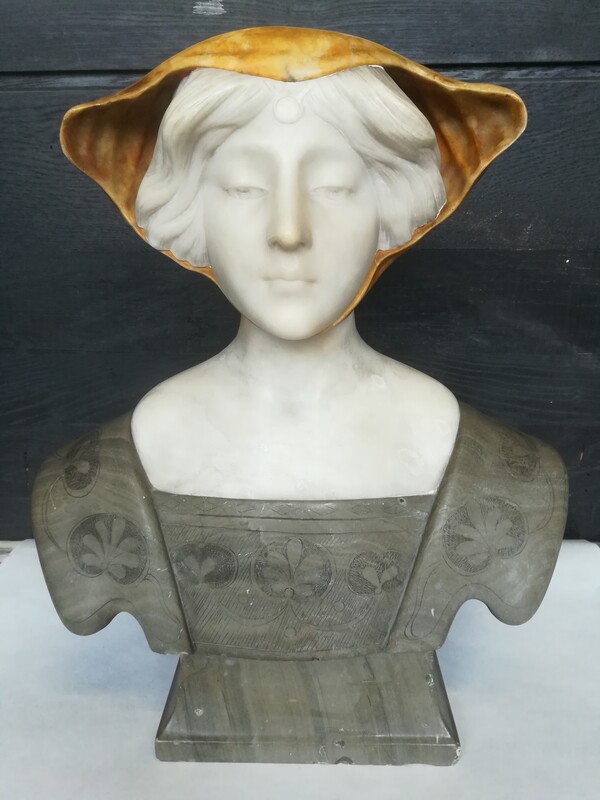 Marble and tinted alabaster medieval woman bust signed
