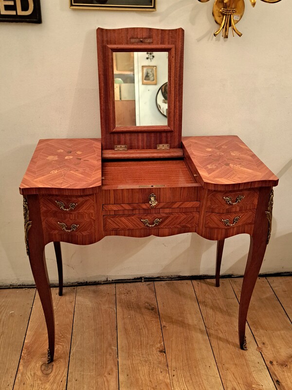 Louis XV style dressing table in rosewood and flower marquetry