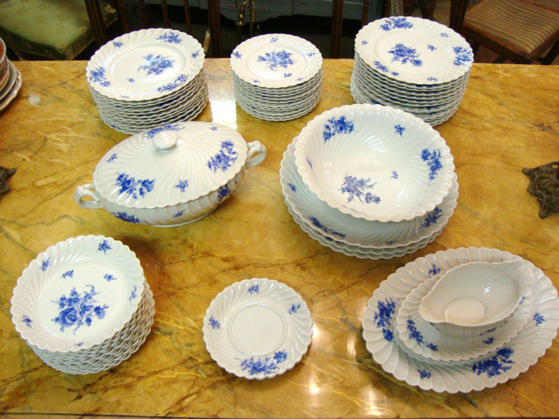 Fine china bone complete table service