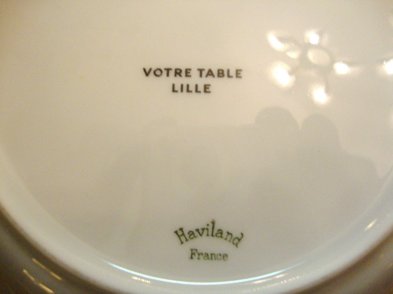 Fine china bone complete table service