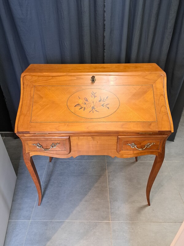 Inlaid and cherrywood Louis XV style sloping desk 