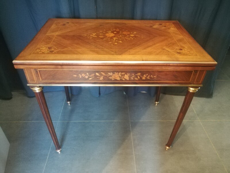 Inlaid and gilded brass game table
