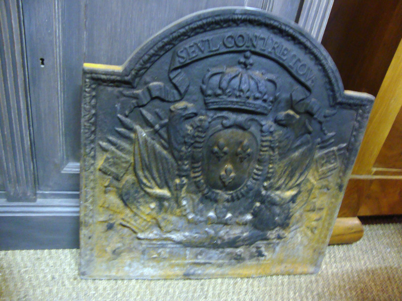 Iron wrought fire place plate