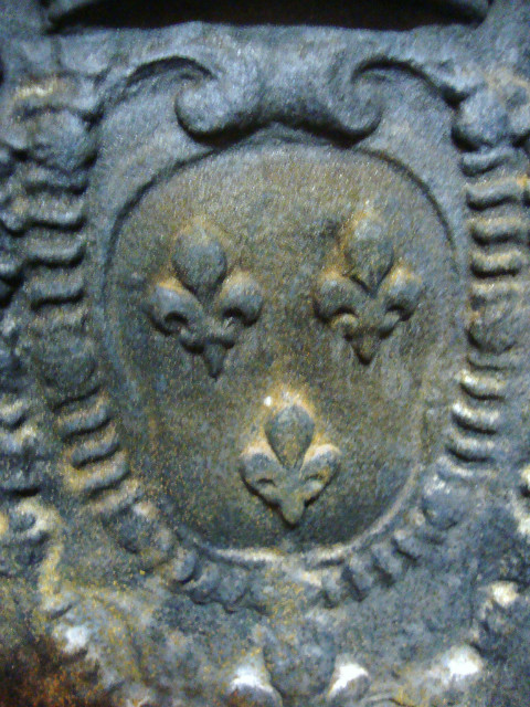 Iron wrought fire place plate