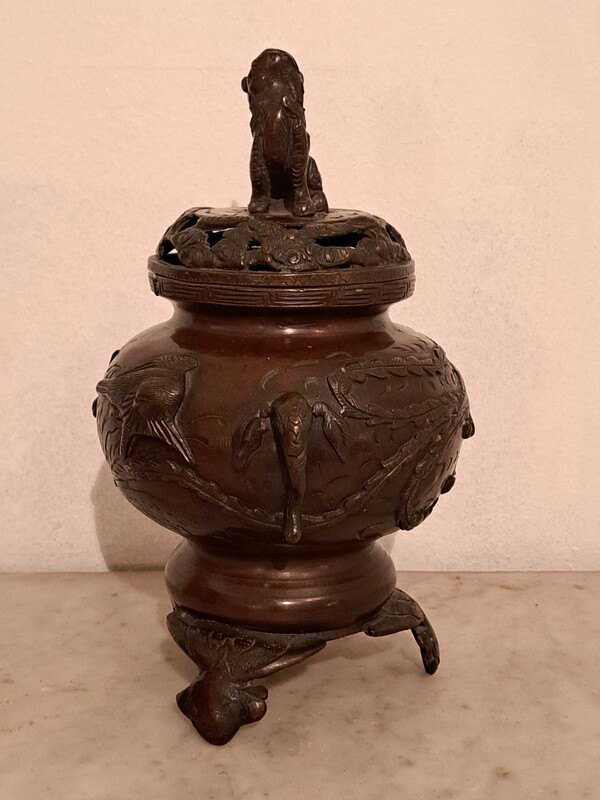  Japanese bronze incense burner with brown patina