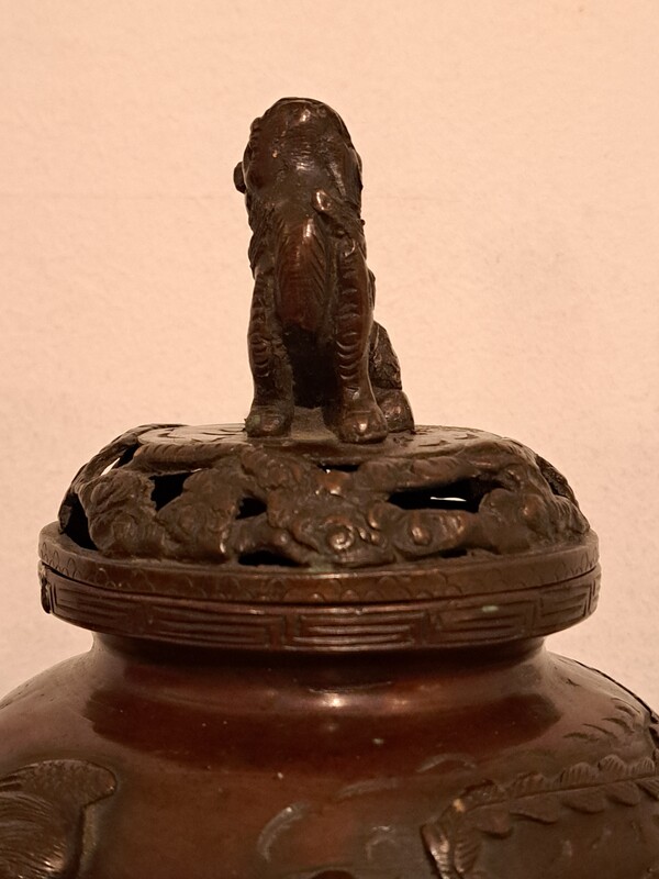  Japanese bronze incense burner with brown patina