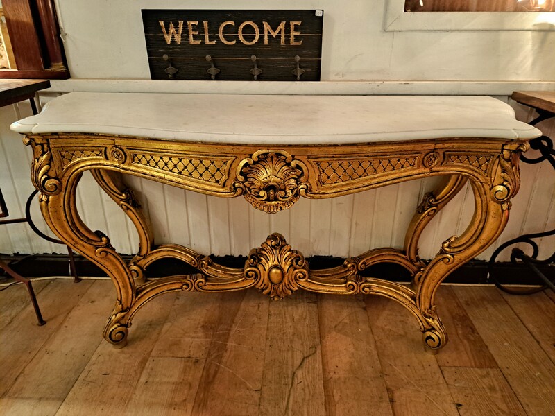 Large Napoleon III console in gilded wood and Carrara marble