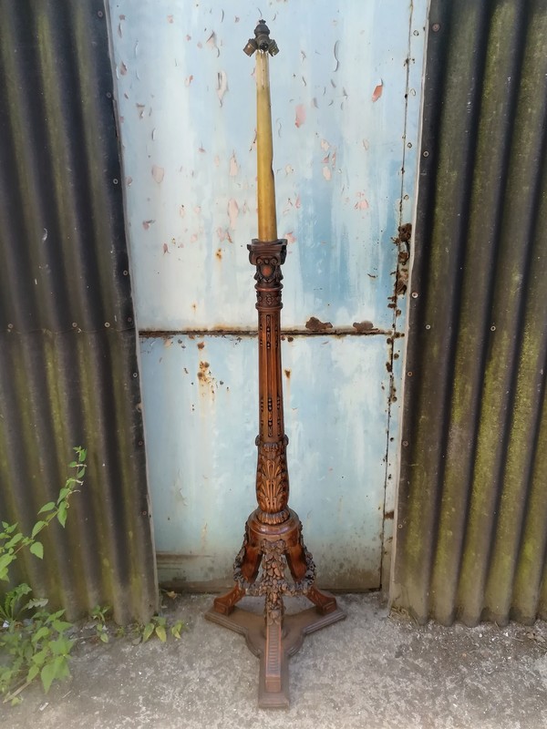 Louis XVI style tripod floor lamp in carved walnut