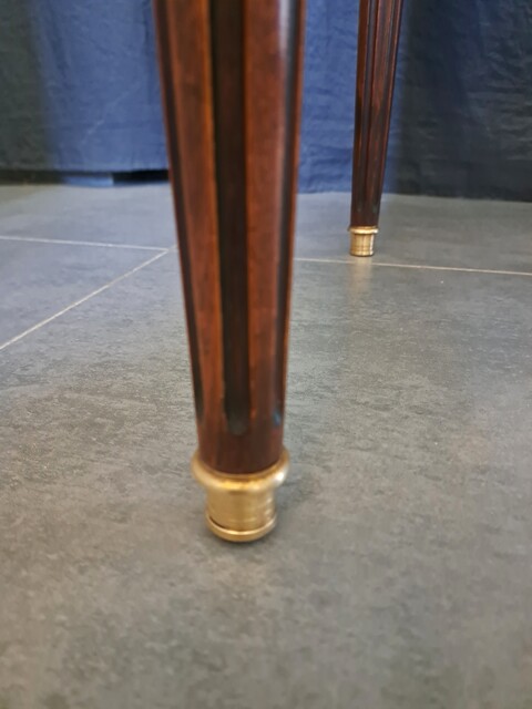 Mahogany and marble top bouillotte table