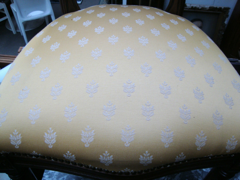 Medaillon Louis XVI style chair