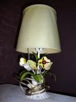 Metal flowers painted lamp