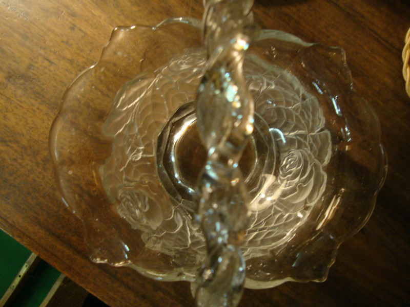 Moulded pressed glass Art déco basket