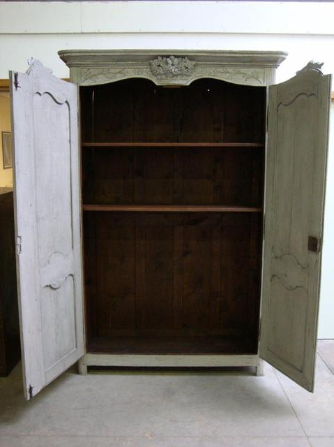 Oak mariage armoire painted