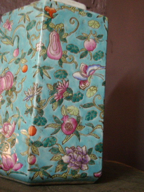 Octogonal polychrome big vase