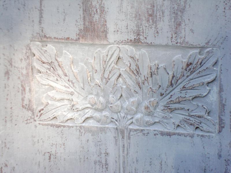 Painted Art Deco dresser 