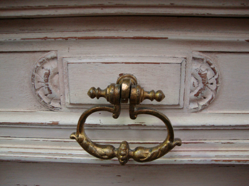 Painted coiffeuse with marble top and shelves