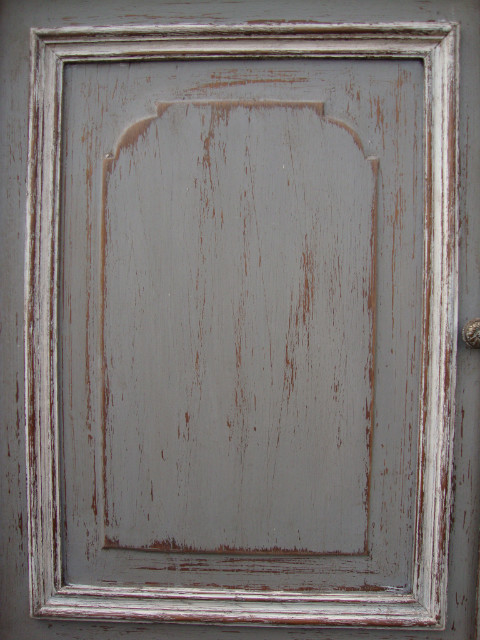 Painted corner 4 doors cupboard