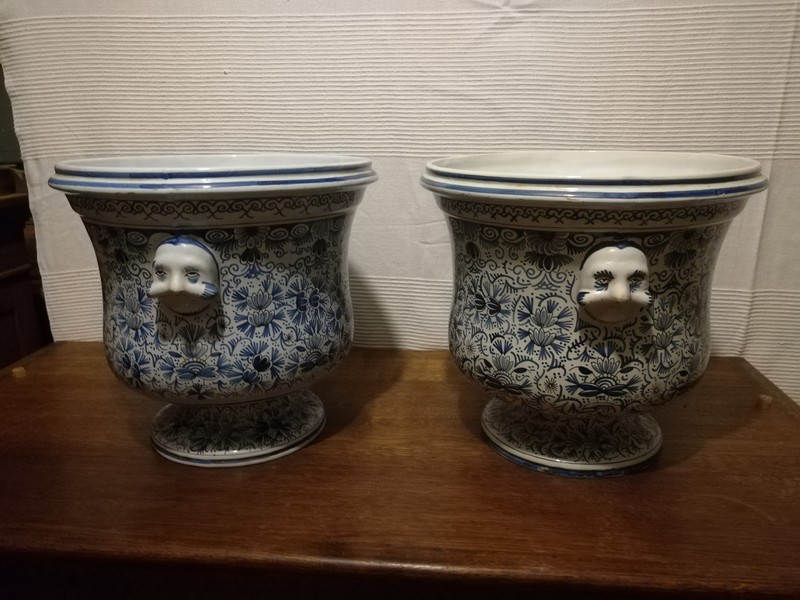 Pair of earthenware planters