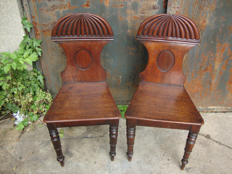 Pair of english mahogany chairs