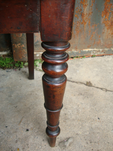 Pair of english mahogany chairs