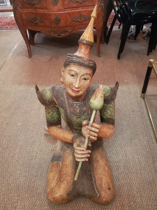Polychrome wood and strass thaï statue 