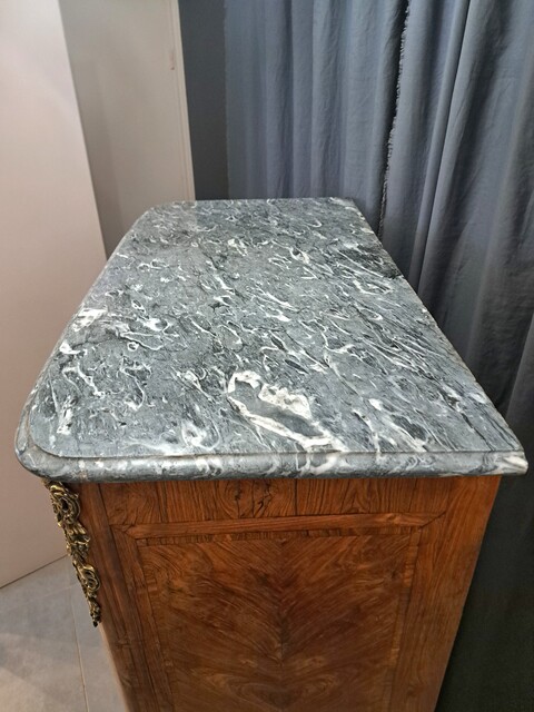 Regency style chest of drawers in rosewood with a marble top