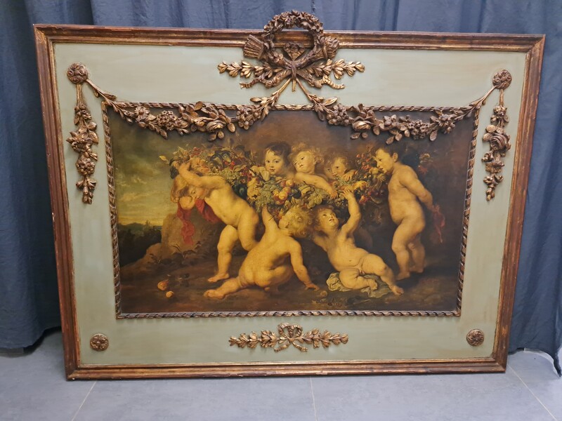 Color reproduction of cherubs in patinated molded panel