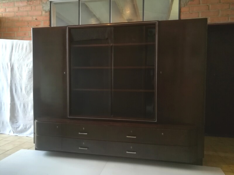 Rosewood and burl walnutt art deco glass bookcase 