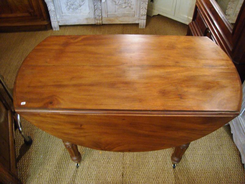 Round folding mahogany table