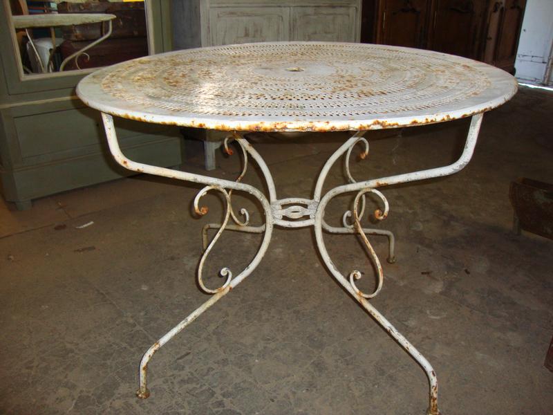 Round iron wrought garden table