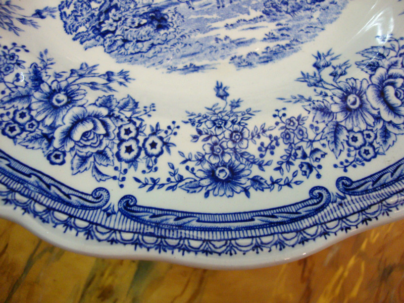 Set of 6 ceramic plates
