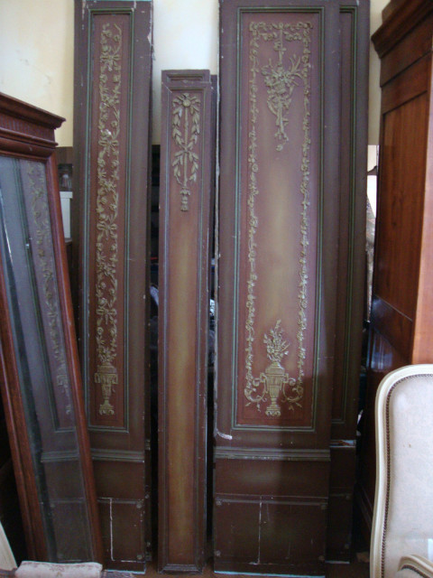 Set of wooden interior wall panels and plaster motifs