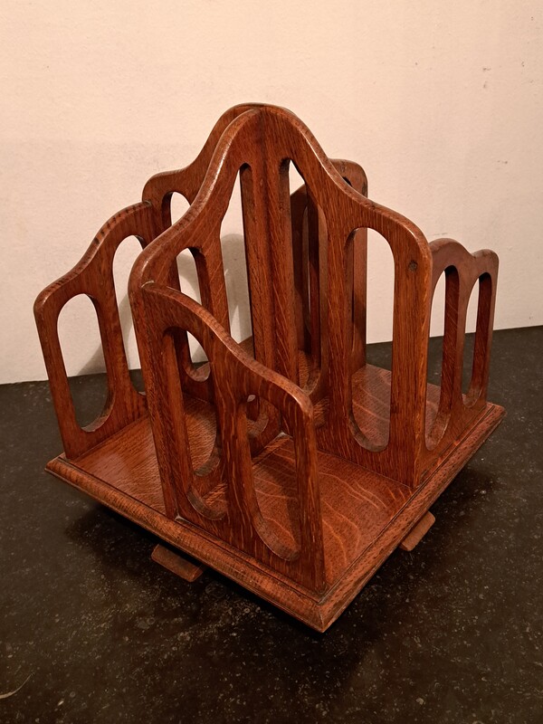 Small oak varnished Art Nouveau revolving bookcase 
