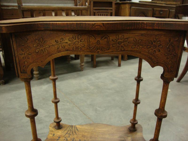 Small walnut carved and marqueterie table