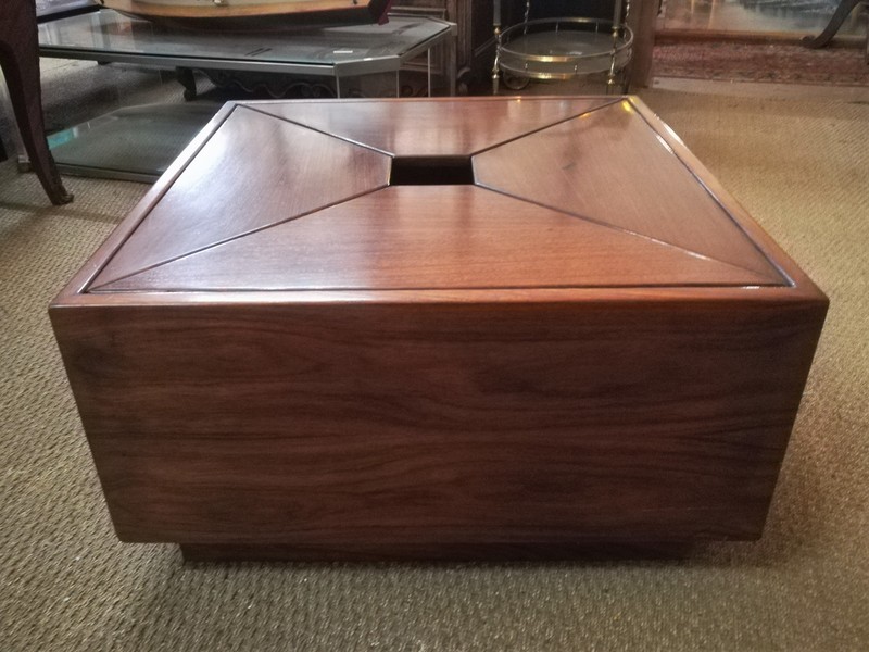 Bar coffee table in rosewood veneer with 4 flaps