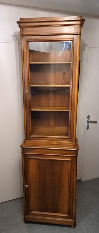 Walnut 2 bodies glazed sideboard