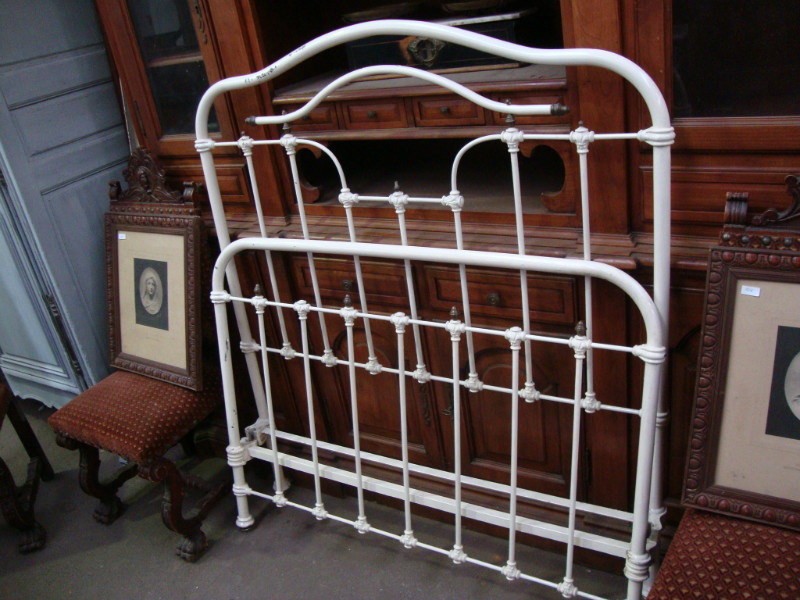 White iron wrought bed