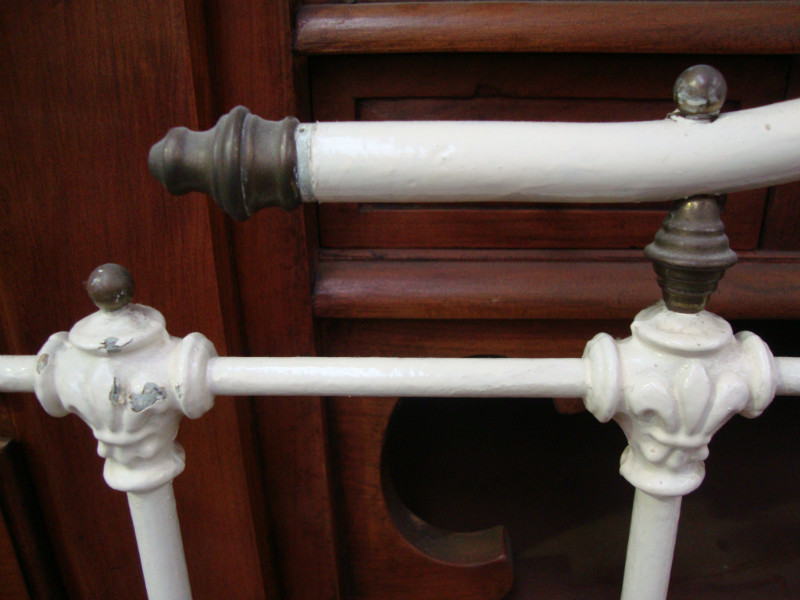 White iron wrought bed