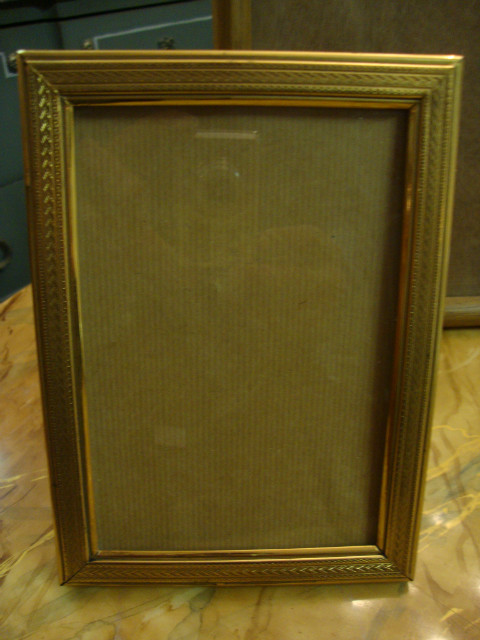 Wooden picture frame